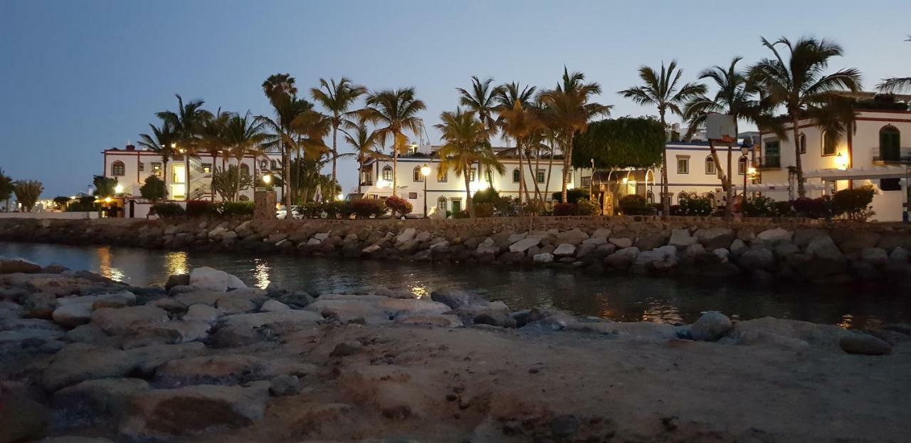 皮拉亚德尔库拉Four Seasons - Playa Del Cura公寓 外观 照片